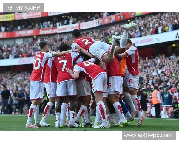 欧冠激战阿森纳与曼联握手言和绝杀瞬间点燃全场激情