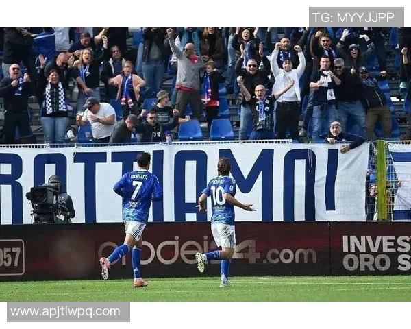 德甲焦点战皇马与尤文图斯战平争议判罚引发全场热议