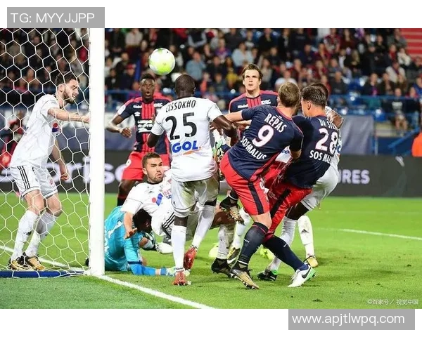 欧联杯波尔图大胜巴萨点球大战瞬间点燃全场激情赛后点评