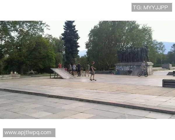 西安极限运动队引发的意识形态争议与社会反响探讨