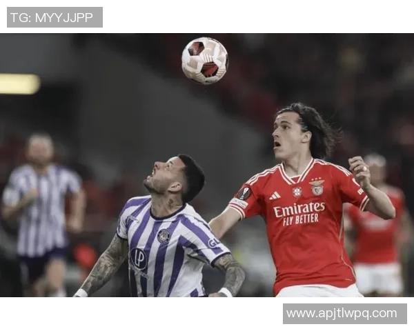 世界杯精彩对决本菲卡在点球大战中险胜曼联引发全场狂欢