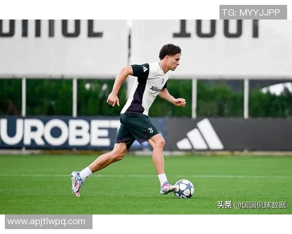 西甲激战尤文图斯与多特蒙德平局补时进球引发全场狂欢战术分析