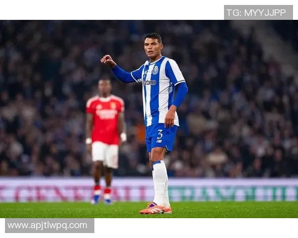 德甲激战莱比锡逆转波尔图红牌争议引发全场热议与集锦回顾