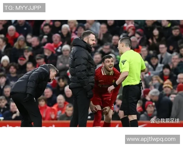 足总杯曼城大胜拜仁五球逆转引发争议判罚全场沸腾