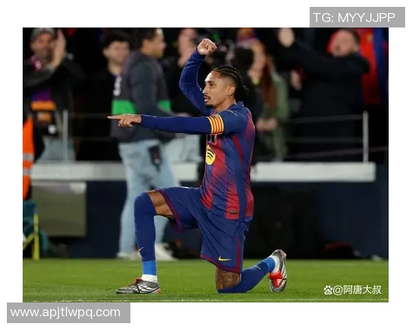 中超精彩对决里昂逆转巴萨引爆全场激情时刻集锦回顾 中超精彩对决里昂逆转巴萨引爆全场激情时刻集锦回顾