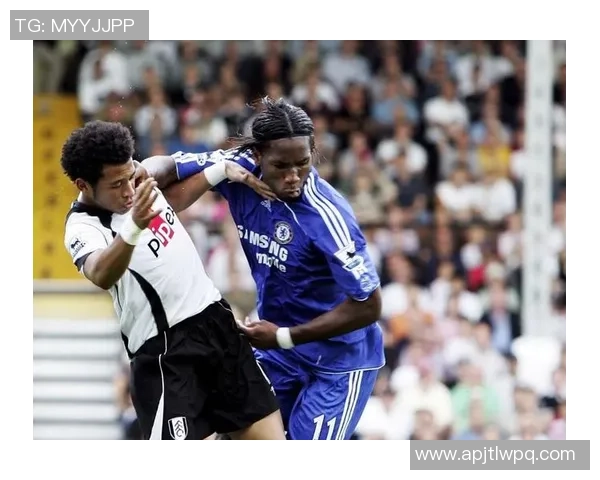 巴萨与切尔西友谊赛战平乌龙球瞬间引发全场热烈反响