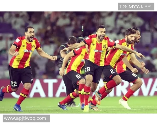 英超精彩对决拜仁狂胜本菲卡五球逆转引爆全场激情