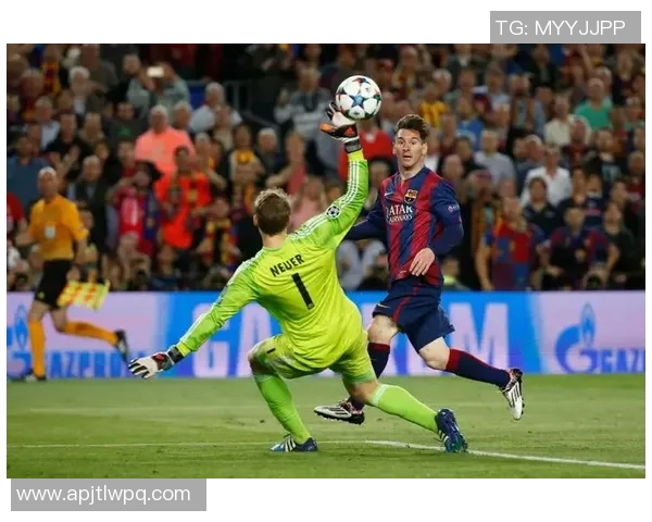 足总杯精彩对决巴萨3-0战胜拜仁引发争议判罚热议 足总杯精彩对决巴萨3-0战胜拜仁引发争议判罚热议