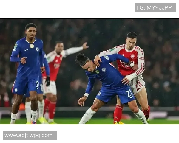 国王杯激战：多特蒙德与阿森纳1比1平局绝杀时刻引发全场狂欢