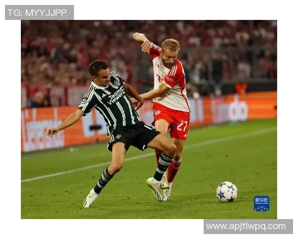 意甲激战：拜仁与曼联战成平局帽子戏法引发全场狂欢十大精彩进球回顾